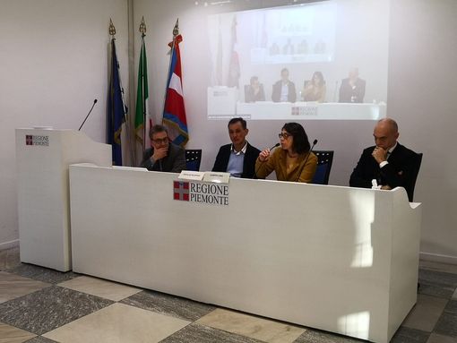 Parità di genere: quando la discriminazione non fa notizia, ma si nasconde già nei titoli di giornale Parità di genere: quando la discriminazione non fa notizia, ma si nasconde già nei titoli di giornale