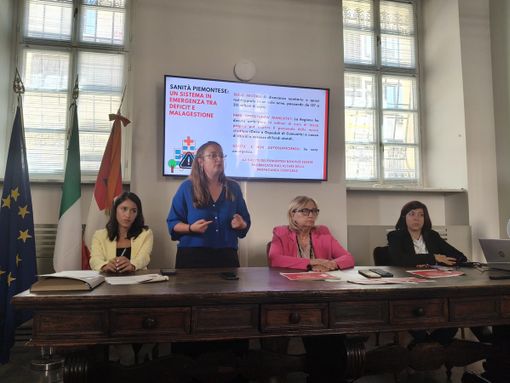 Minoranza all'attacco della giunta Cirio sui conti: "Piemonte è in una situazione drammatica" Minoranza all'attacco della giunta Cirio sui conti: "Piemonte è in una situazione drammatica"