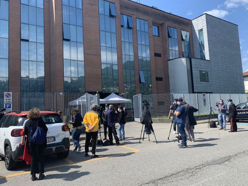 Tragedia funivia: difese Perocchio e Tadini chiedono riformulazione dei capi di imputazione Tragedia funivia: difese Perocchio e Tadini chiedono riformulazione dei capi di imputazione