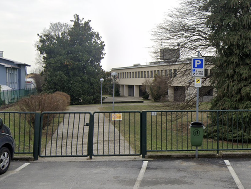 Premio di Studio ad alunni della scuola secondaria di 1° grado “Don Giuseppe Rossi” di Varallo Pombia Premio di Studio ad alunni della scuola secondaria di 1° grado “Don Giuseppe Rossi” di Varallo Pombia
