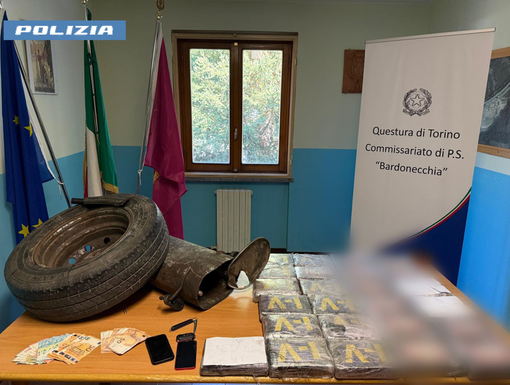 Dal nord ovest. Bardonecchia, la polizia intercetta il furgone della droga: all'interno 29 kg di cocaina