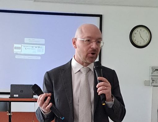 professor Antonio Petagine