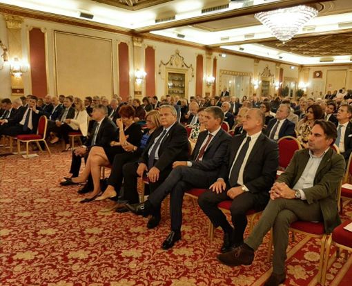 ''Le Pmi sono la spinta dell'economia italiana'' ''Le Pmi sono la spinta dell'economia italiana''