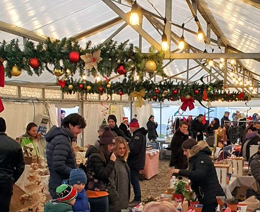 Torna il calore dei mercatini coperti della Pro Loco Barengo Torna il calore dei mercatini coperti della Pro Loco Barengo