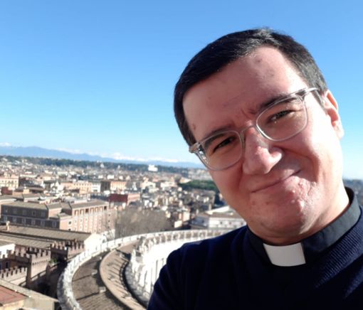 Pellegrinaggio giubilare della diocesi di Novara: 600 fedeli a Roma con il vescovo Brambilla Pellegrinaggio giubilare della diocesi di Novara: 600 fedeli a Roma con il vescovo Brambilla