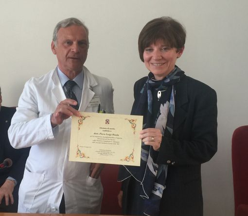Donata  un’apparecchiatura dal Rotary Club Borgomanero Arona  alla  S.C. Chirurgia dell’Ospedale di Borgomanero Donata  un’apparecchiatura dal Rotary Club Borgomanero Arona  alla  S.C. Chirurgia dell’Ospedale di Borgomanero