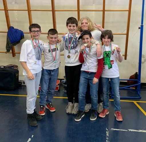 Successo alle fasi provinciali delle competizioni sportive scolastiche di scacchi a Bellinzago Novarese Successo alle fasi provinciali delle competizioni sportive scolastiche di scacchi a Bellinzago Novarese