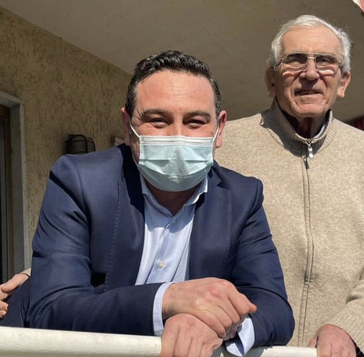 Lutto a Novara, morto il papà del sindaco Canelli