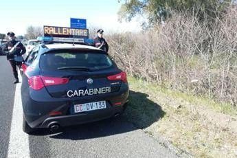 Incidente sull'A1, pullman bambini in gita tampona tir: 30 bimbi coinvolti, un ferito grave