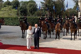 Re Carlo da Giorgia Meloni, l'incontro a Villa Pamphilj