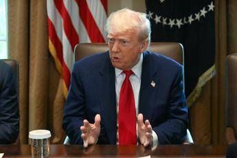 Trump, no a terzo mandato da presidente: &quot;Non mi candiderò per elezioni 2028&quot;
