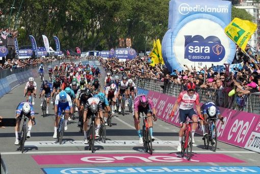 BuonGiro. Clarke e De Marchi beffati a Napoli ma sono IL ciclismo. Campo Imperatore, fateci divertire