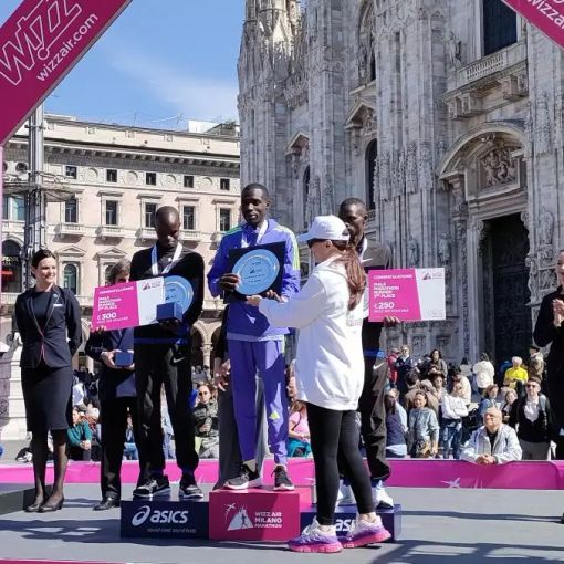 “Cuori Olimpici”, in 10 mila alla Wizz Air Milano Marathon