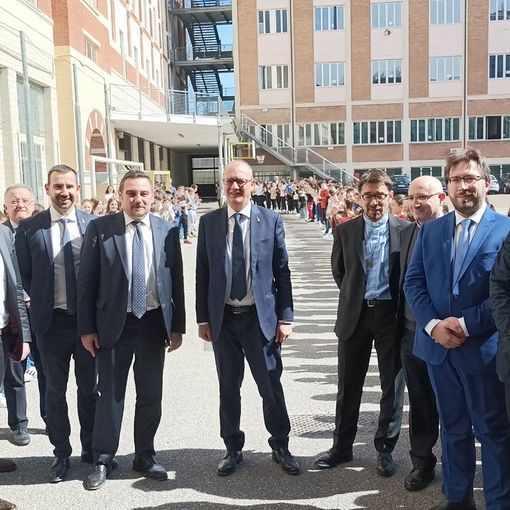Il ministro Valditara in visita Novara