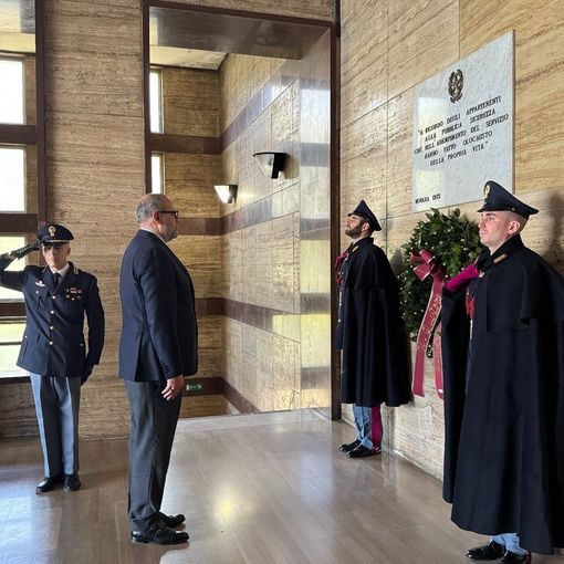 A Novara la cerimonia in onore dei caduti della Polizia