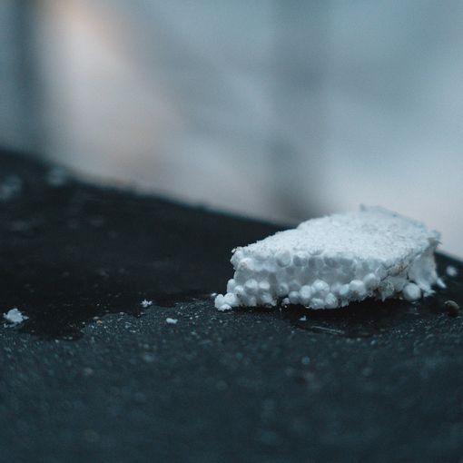 Polistirolo espanso: un nemico da cui guardarsi o un materiale che rientra nell’economia circolare?