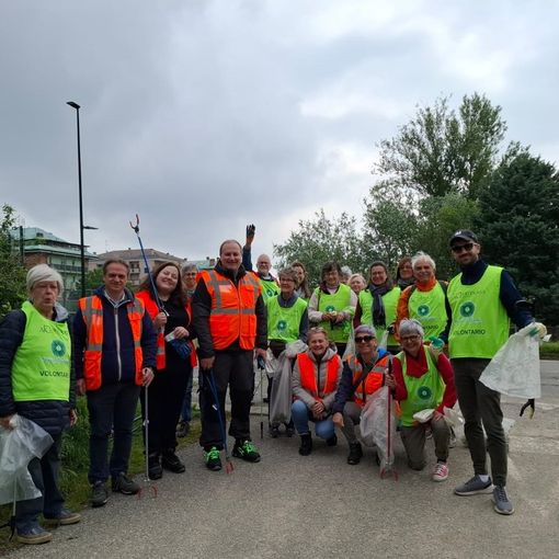 Torrion Quartara più pulita: raccolti 250 kg di rifiuti grazie a Novara Green e Assa