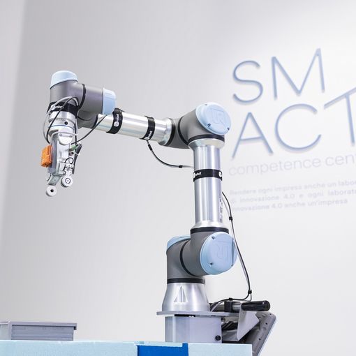 Robotica antropocentrica: universita' di Bolzano, centro di competenza Smact ed Eos Solutions uniti per realizzare la factory 5.0 a misura d'uomo