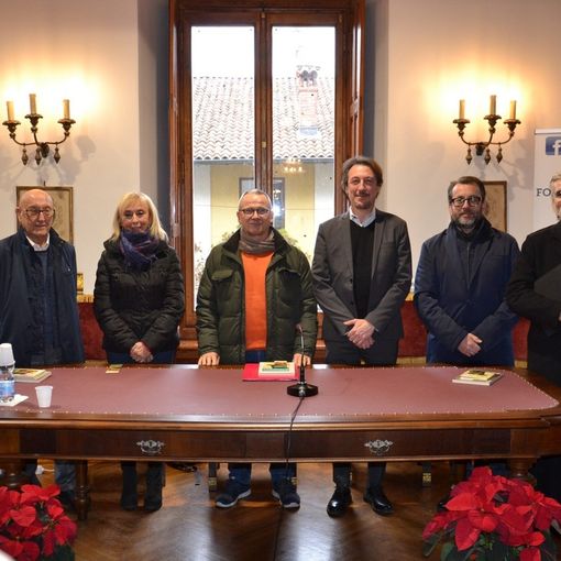 Nella foto da sinistra Rinaldo Marazza, Gabriella Cominazzini, Marco Croce, Francesco Valsesia, Mauro Borzini e don Paolo Milani