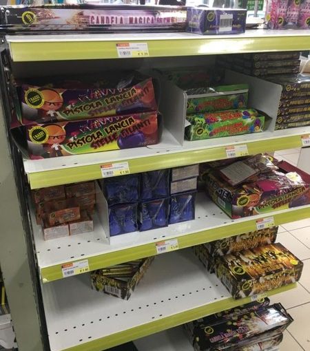 Cronaca dal Piemonte. Sequestrati 65 chili di fuochi d'artificio illegali. Denunciato un uomo per commercio abusivo