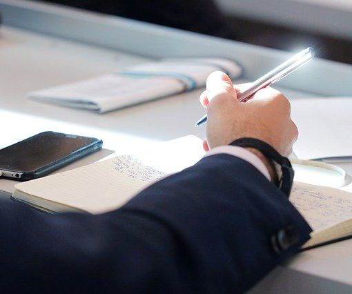 Istantanea del mondo del lavoro in Italia: più penalizzati i giovani e le donne