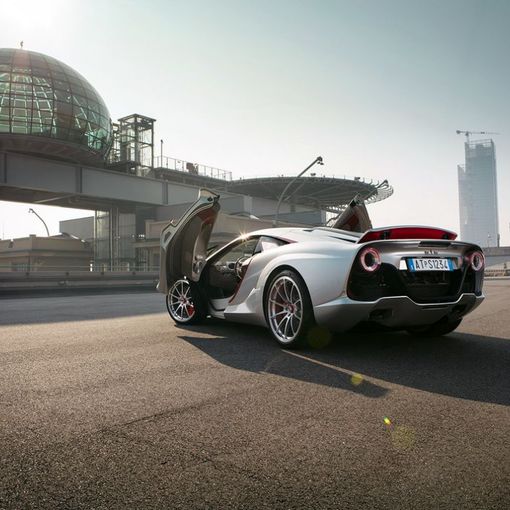 Nel novarese la “boutique” delle auto sportive va alla conquista del mercato americano