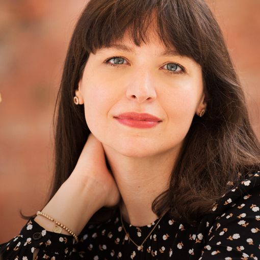&quot;Una piccola formalità&quot; il libro di Alessia Gazzola