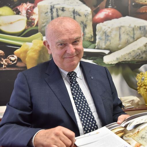 Antonio Auricchio racconta il Gorgonzola Dop sui social