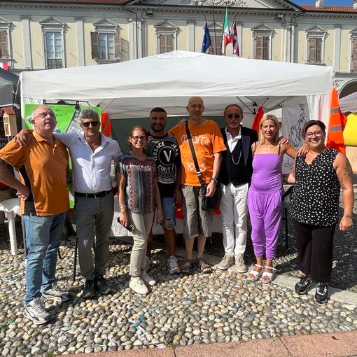 ‍“Associazioni in piazza”, una giornata dedicata a una fondamentale risorsa della citta’. FOTO