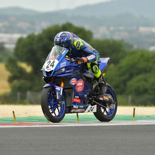 Intervista a Cristian Ethan Buzzoni, giovane pilota  protagonista del crv 2023 nella nuova categoria 300
