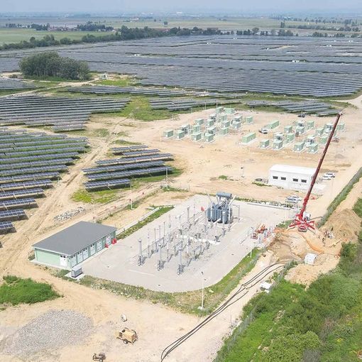 Confindustria Novara Vercelli Valsesia in visita al più grande parco solare del Nord Italia