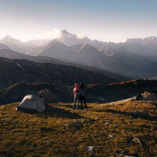 “Home to Rosa” per Anne-Kathrin Melis e Luca Fontana parte dalla porta di casa il tour del Monte Rosa