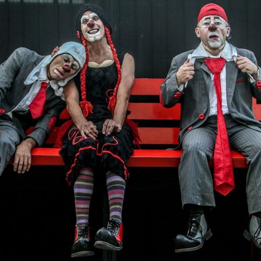 Sabato 5 giugno il Teatro degli Scalpellini presenta 'Incomica' degli Eccentrici Dadarò