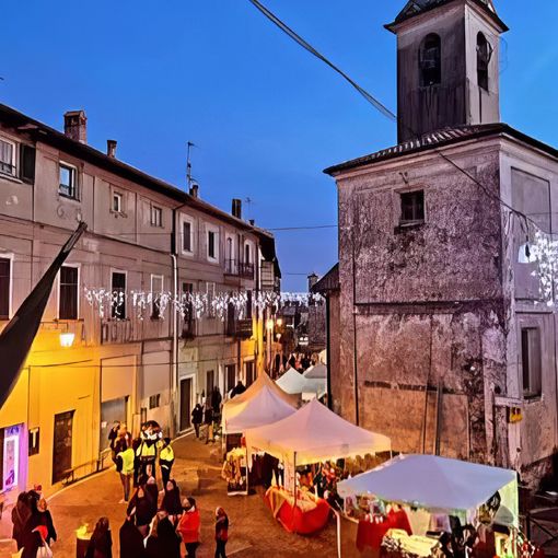 Torna l’atmosfera Natalizia per le vie del centro di Briga Novarese