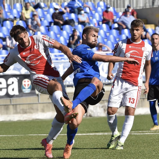 Prima sconfitta in campionato per il Novara, battuto  3-2 a Sanremo