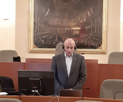 In Consiglio regionale un minuto di silenzio per le vittime del Coronavirus