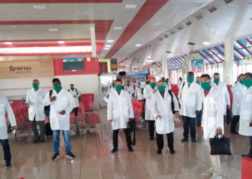 Emergenza covid, domani la consegna dell’onorificenza regionale agli operatori sanitari cubani