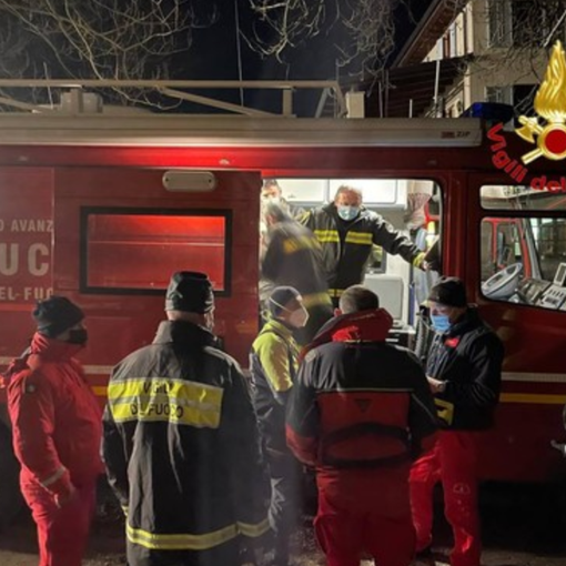Donna scompare nei pressi del ponte di Oleggio, ricerche in corso con cinofili e sommozzatori