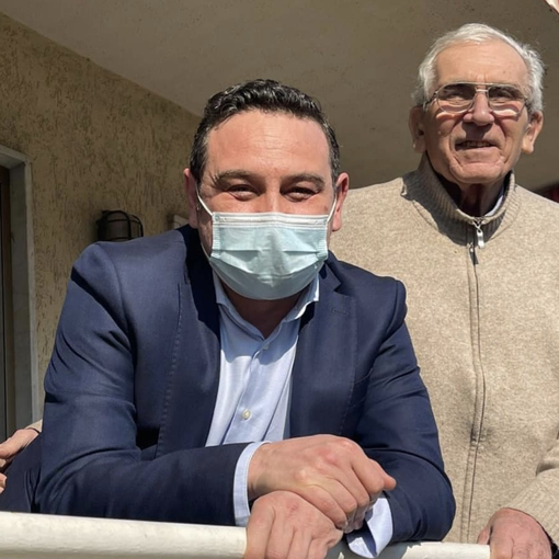 Lutto a Novara, morto il papà del sindaco Canelli