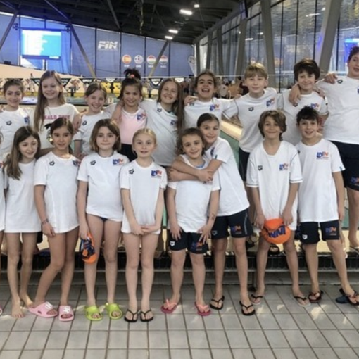 Cinque vittorie per gli Esordienti B della Libertas Nuoto Novara al Gran Prix