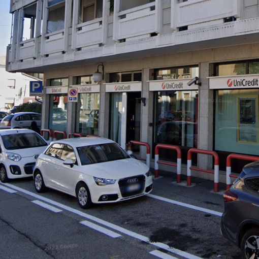 Colpo della &quot;banda dei bancomat&quot; a Trecate