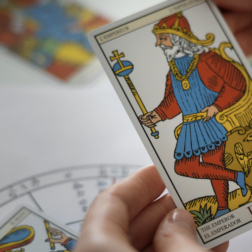 Divinazione ad Arona: tarocchi e sibille