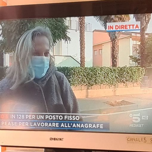 Mattino Cinque a Romentino per documentare la caccia al 'posto fisso' all'Anagrafe comunale