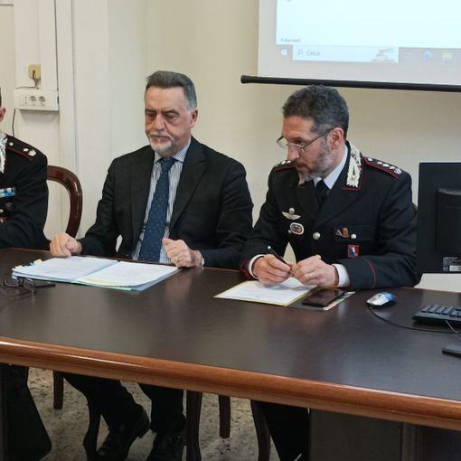 Uccide la madre e incassa la pensione per due anni: arrestato un 62enne