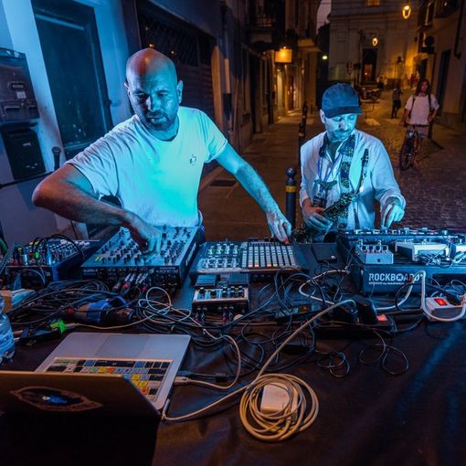 I Fantastici Quattro di Ameno: un'esplosione culturale nel cuore di Quadriborgo