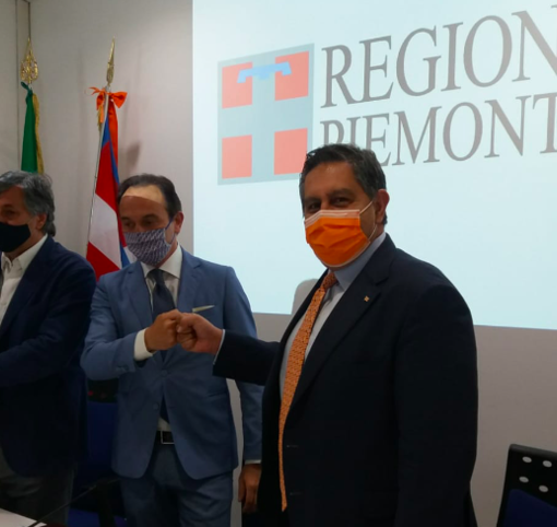 Arrivato l'ok del generale Figliuolo: Piemonte e Liguria vaccineranno i turisti in vacanza