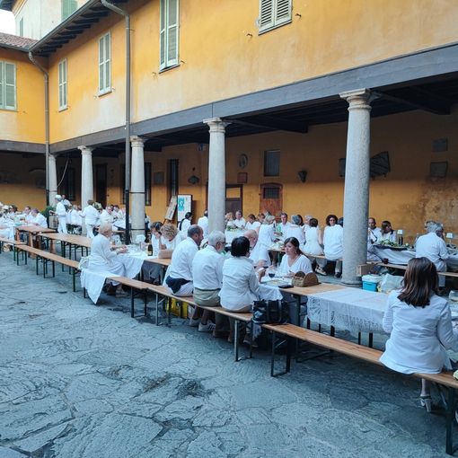 &quot;Cena in Bianco&quot; ritorna ad Arona: l'evento imperdibile è in programma il 18 giugno