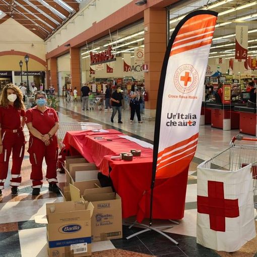 Un successo la Raccolta Alimentare della Croce Rossa di Oleggio