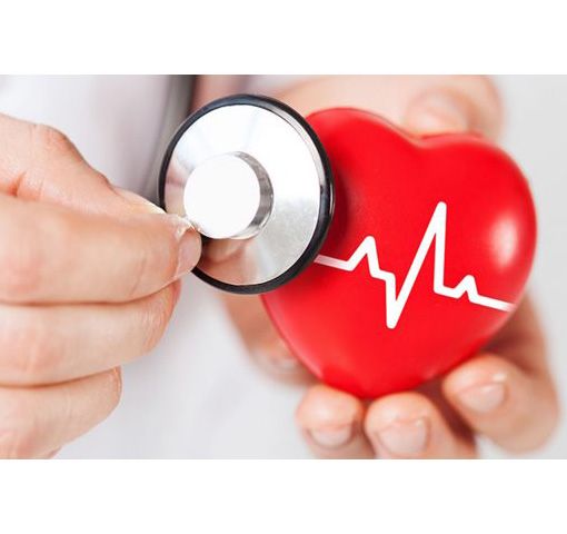 Dalla Cardiologia dell’Aou un defibrillatore in piazza Duomo a Novara