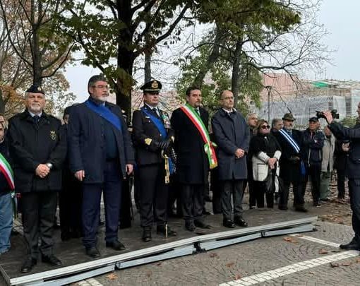 Unità e memoria: celebrazione della giornata delle forze armate a Novara